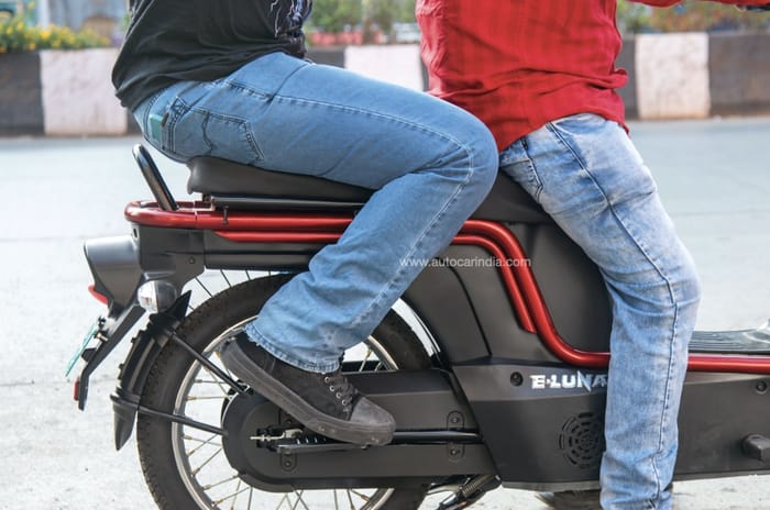 Kinetic Green E Luna review: Still relevant today?